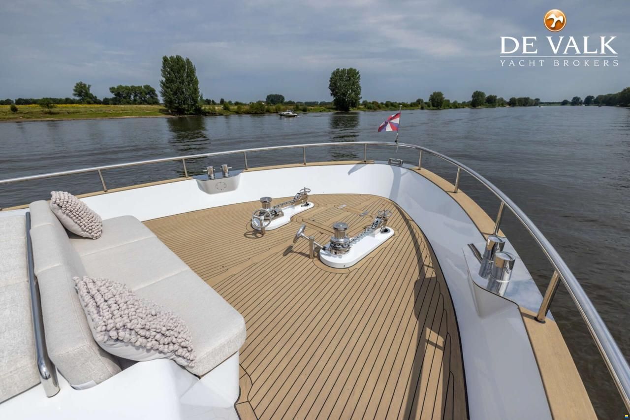 Bloemsma Trawler 70