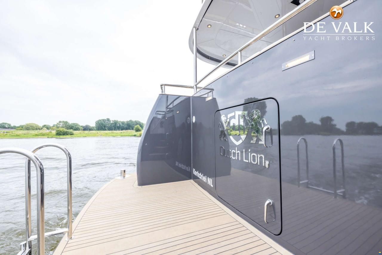 Bloemsma Trawler 70