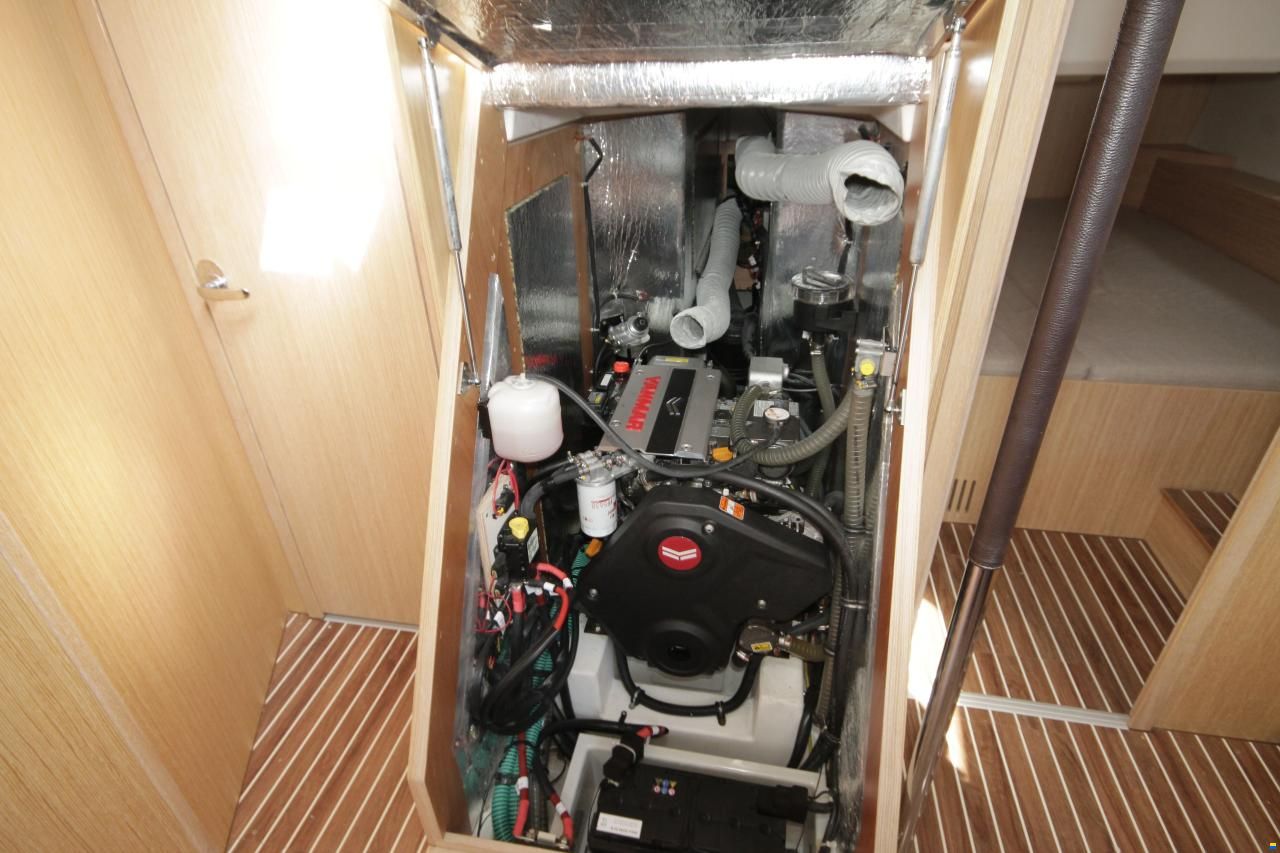 Bavaria C42