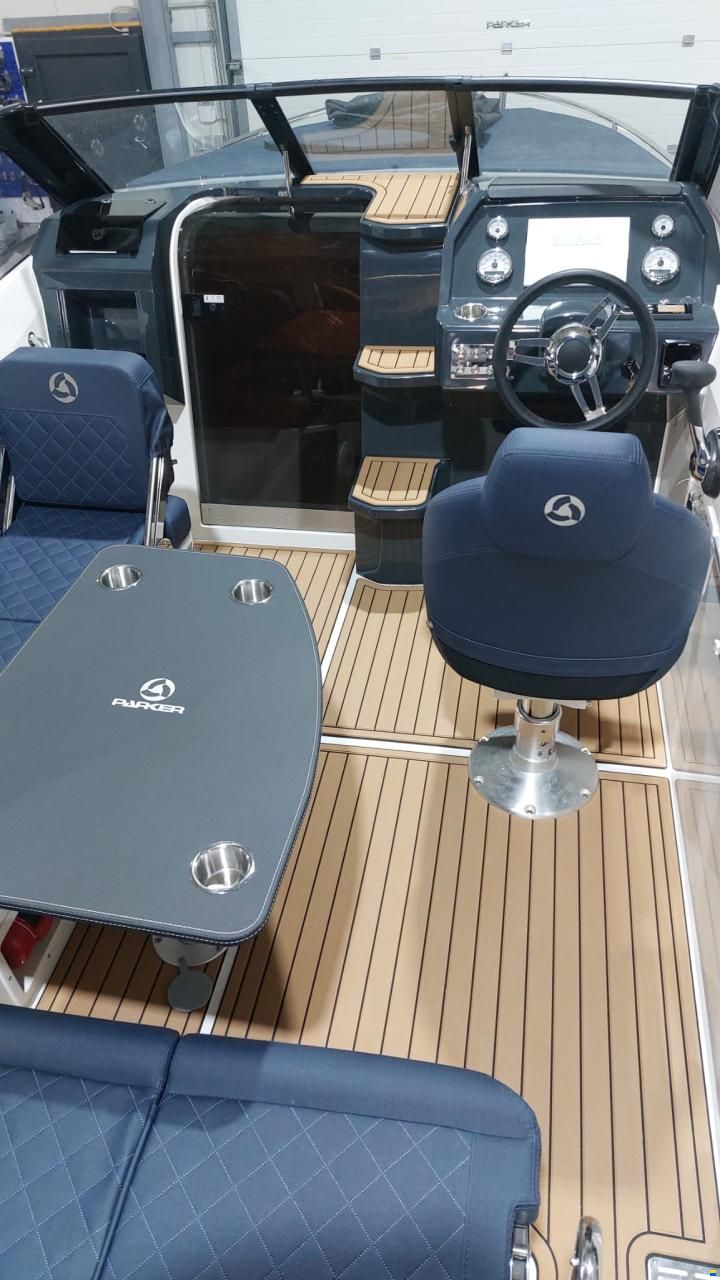 Parker 630 Daycruiser