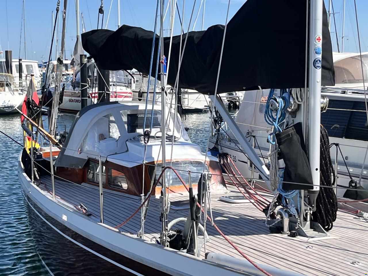 12m Mahagoni Segelyacht