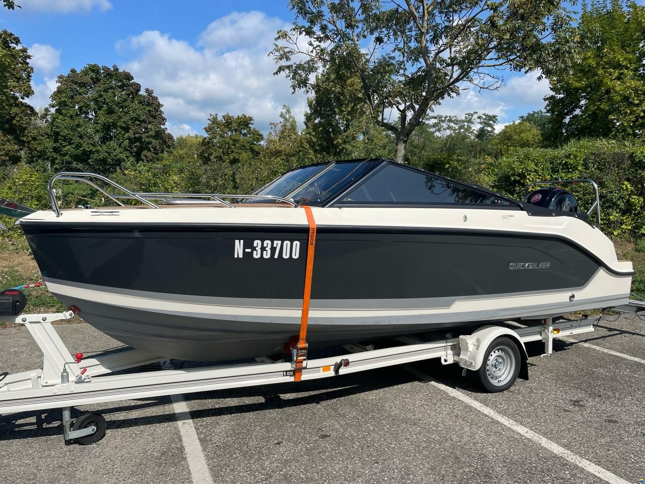 Quicksilver 605 Active Cruiser