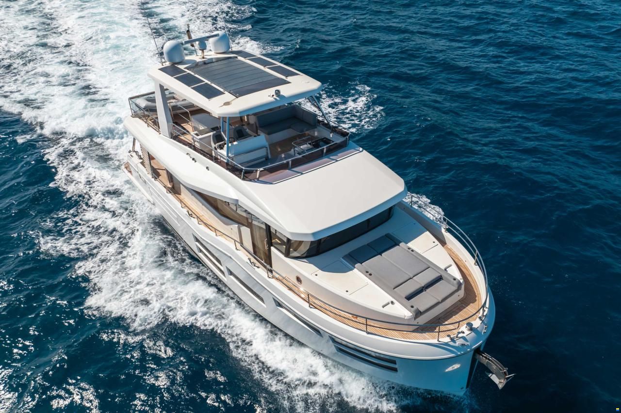 Beneteau Grand Trawler 62