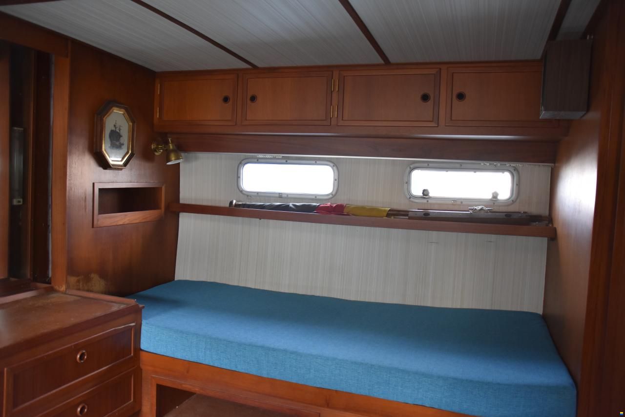 Broom Ocean 40