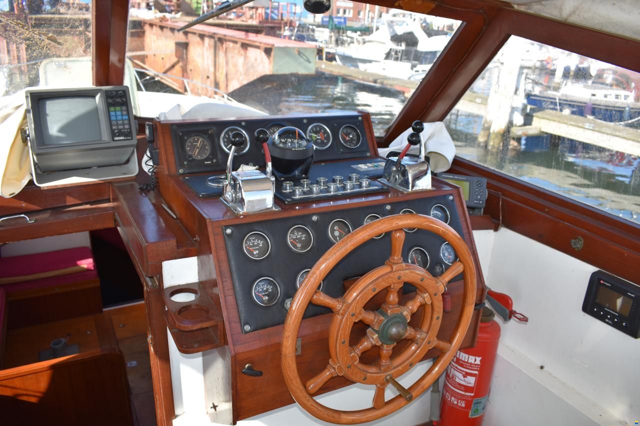 Broom Ocean 40