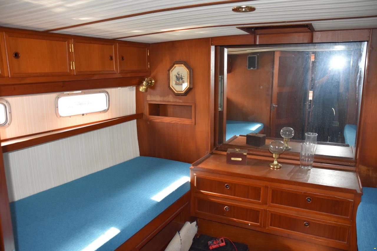 Broom Ocean 40