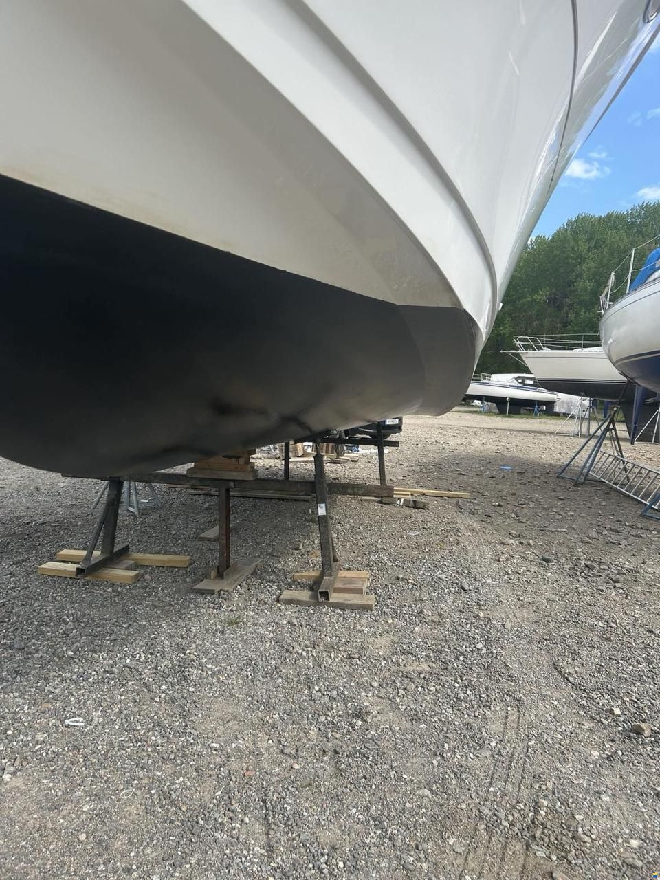 Larson 310 Cabrio