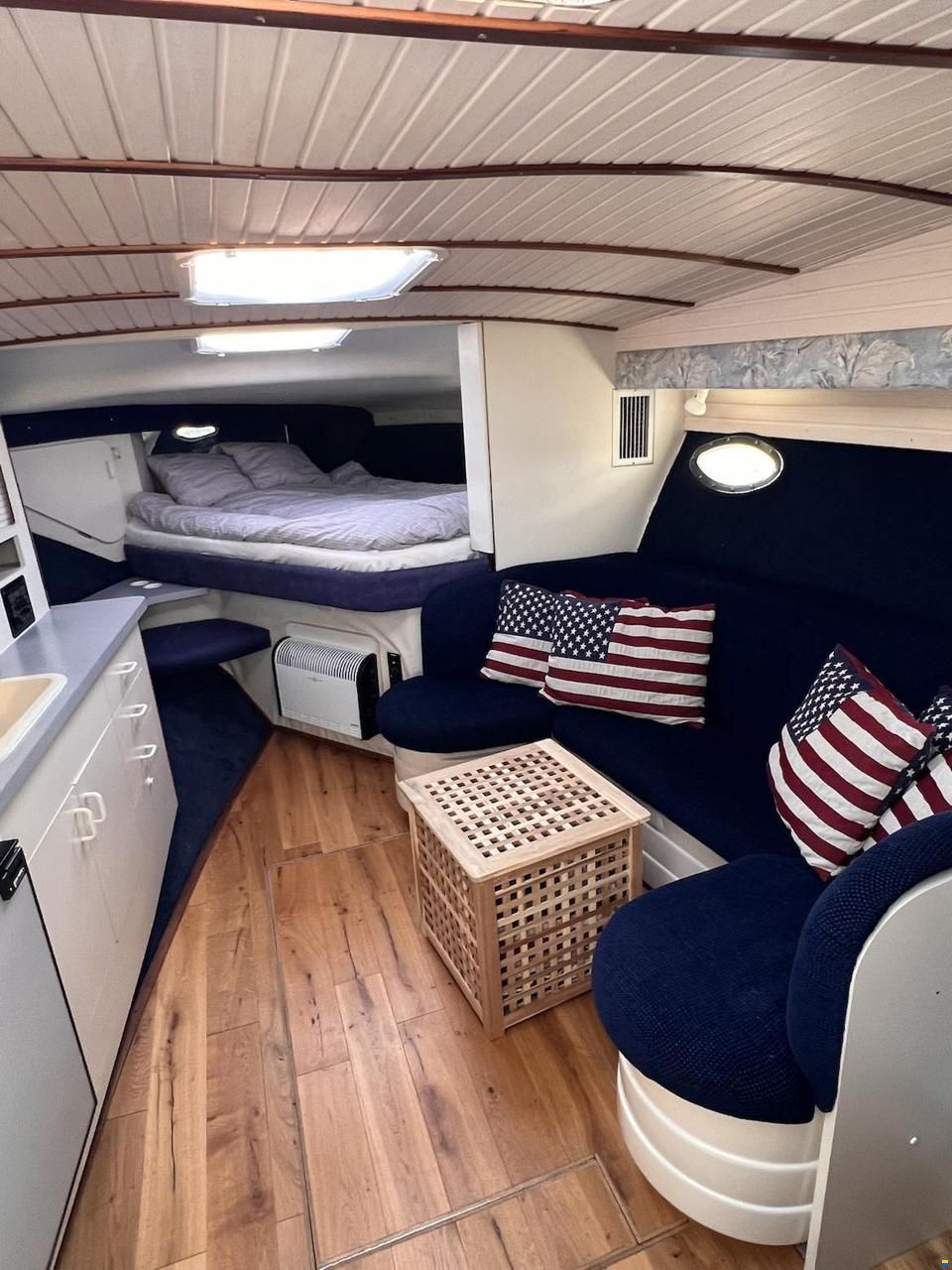 Larson 310 Cabrio