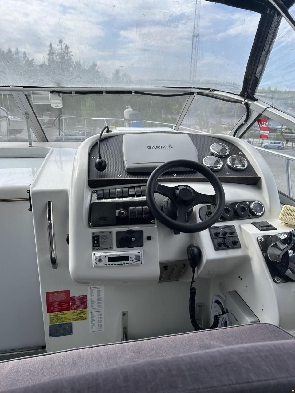 Larson 310 Cabrio