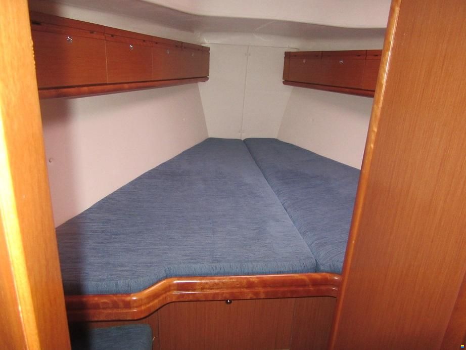 Bavaria 38 cruiser