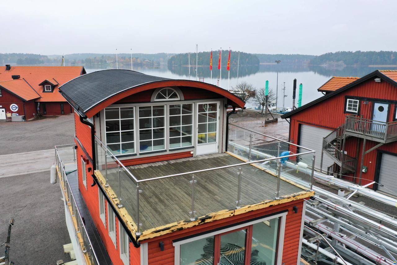 Houseboat