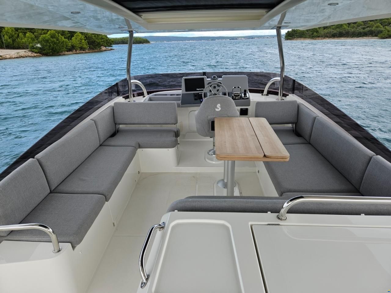 Beneteau Swift Trawler 48