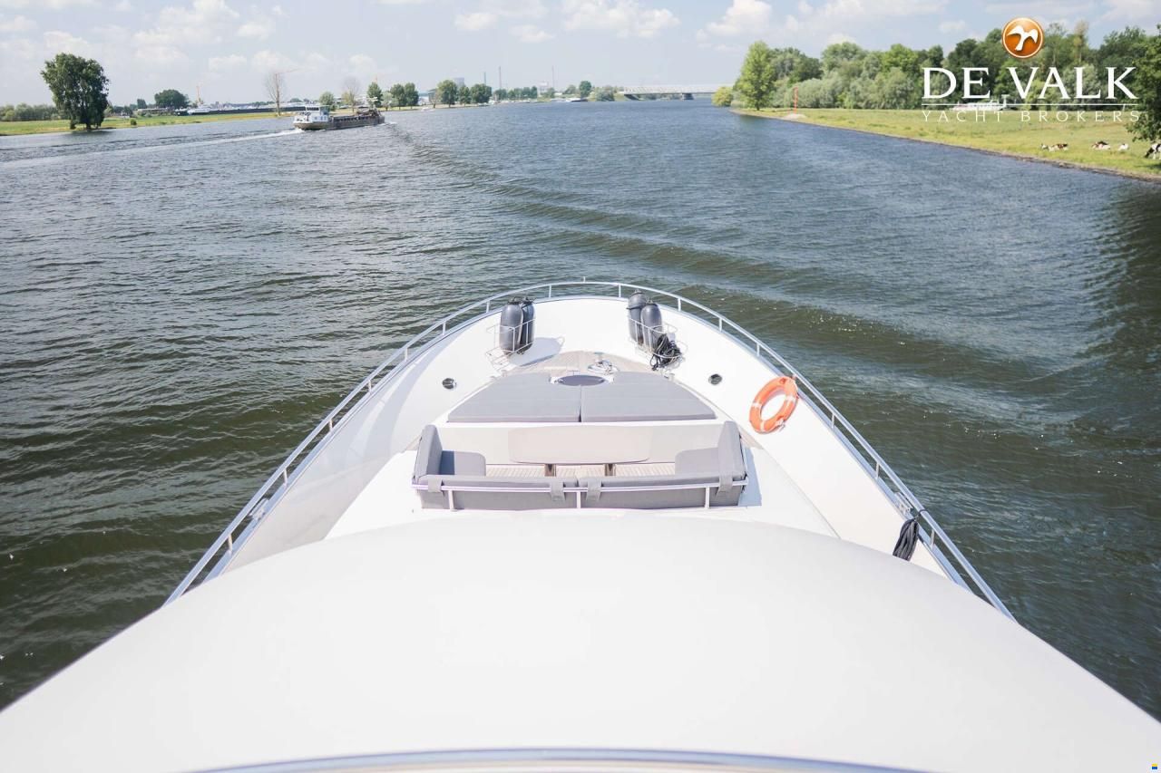 Van der Heijden Superior Fly 2400