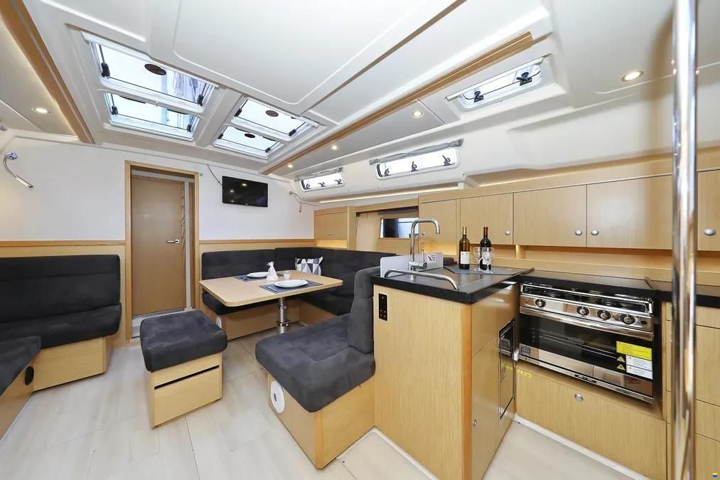 Hanse 455