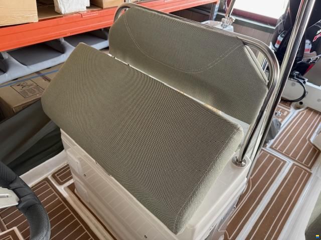 Joker Boat Barracuda 650