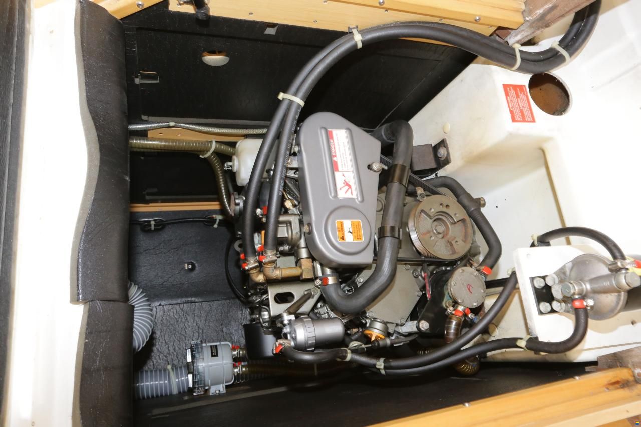 Beneteau Oceanis 38