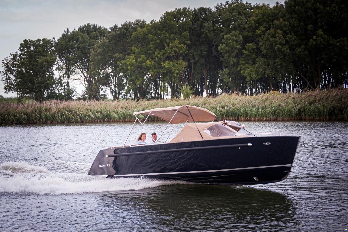 Maxima 730