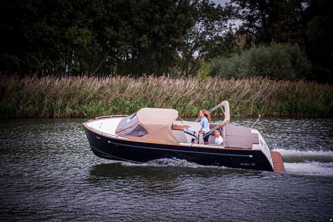 Maxima 730
