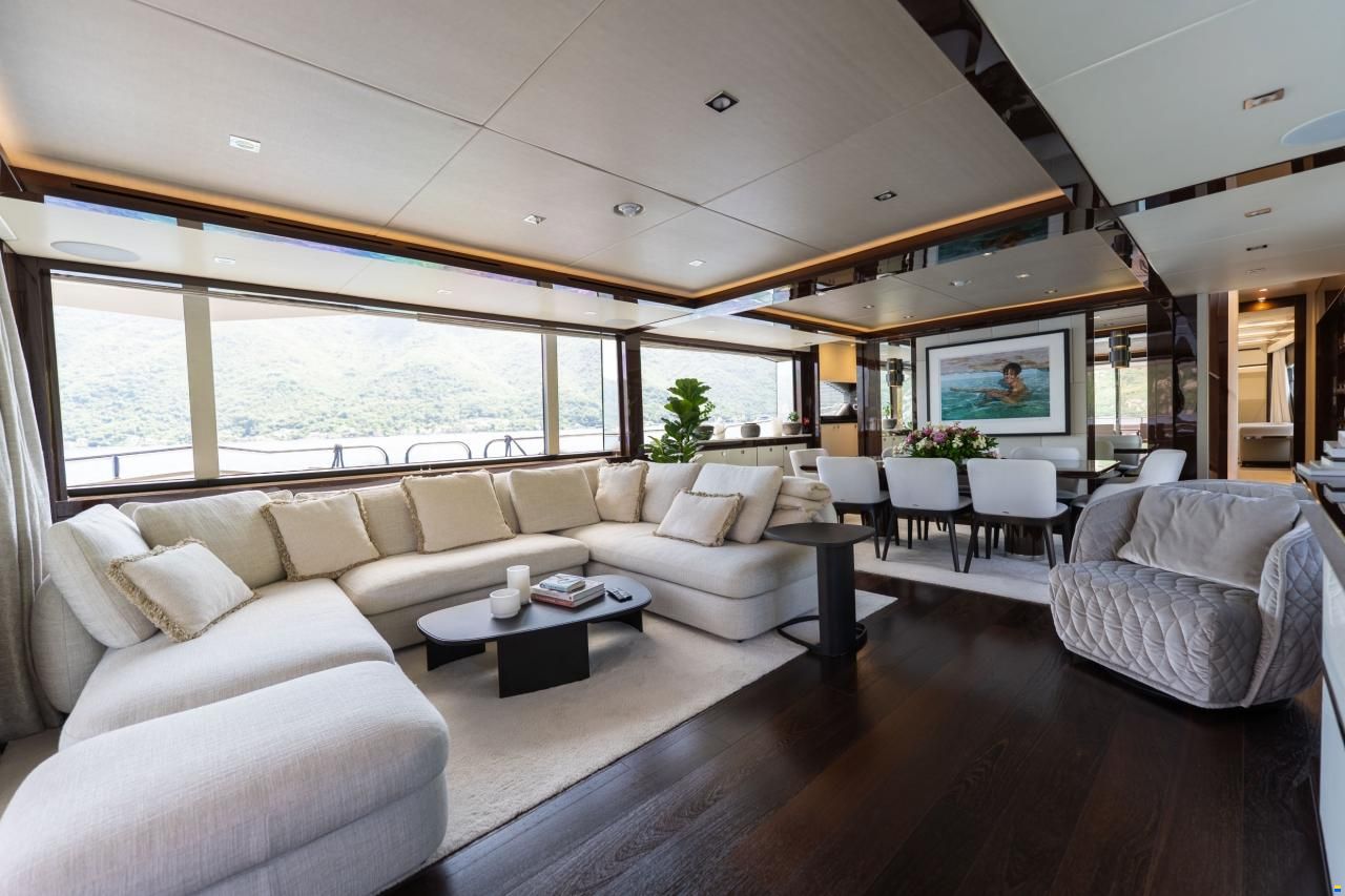 Sunseeker Yacht 95