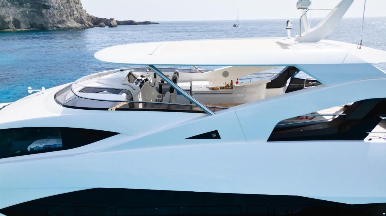 Sunseeker Yacht 95