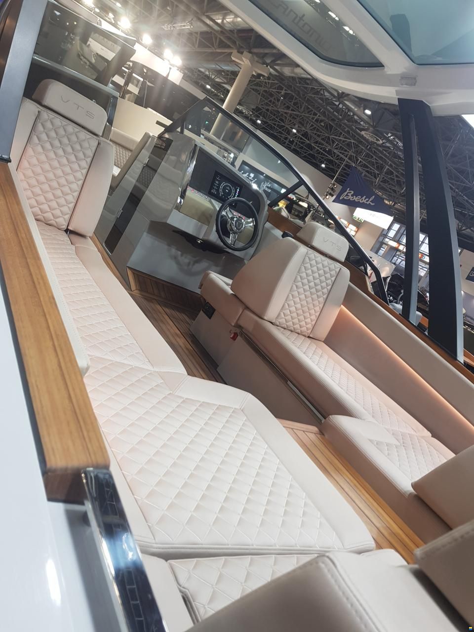 VTS Boats Flying Shark 7.7