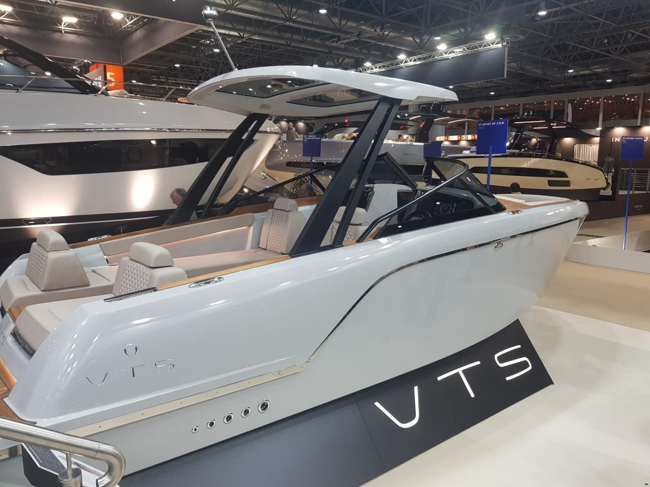 VTS Boats Flying Shark 7.7