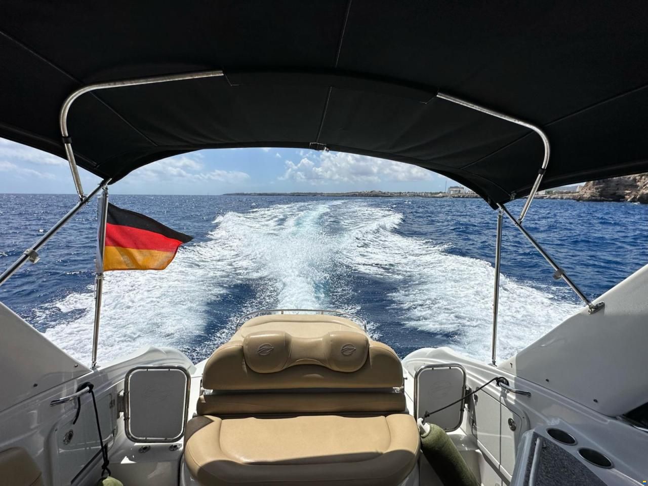 Crownline 325 SCR