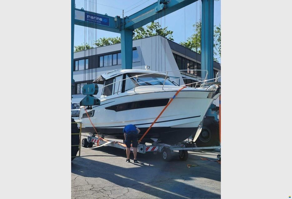 Jeanneau Merry Fisher 895