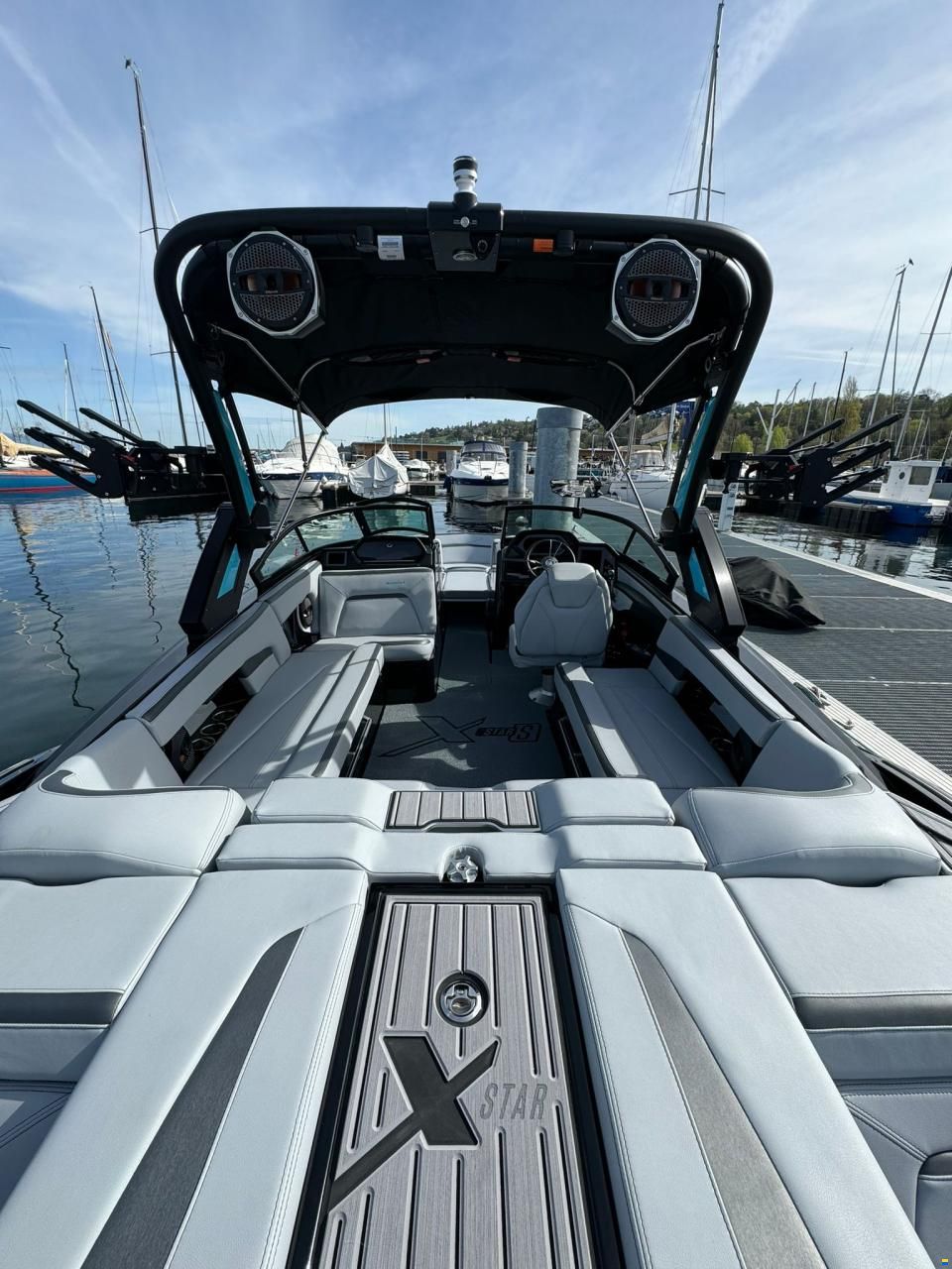 2024 MasterCraft XStar S | 2024 | blue & black para vender