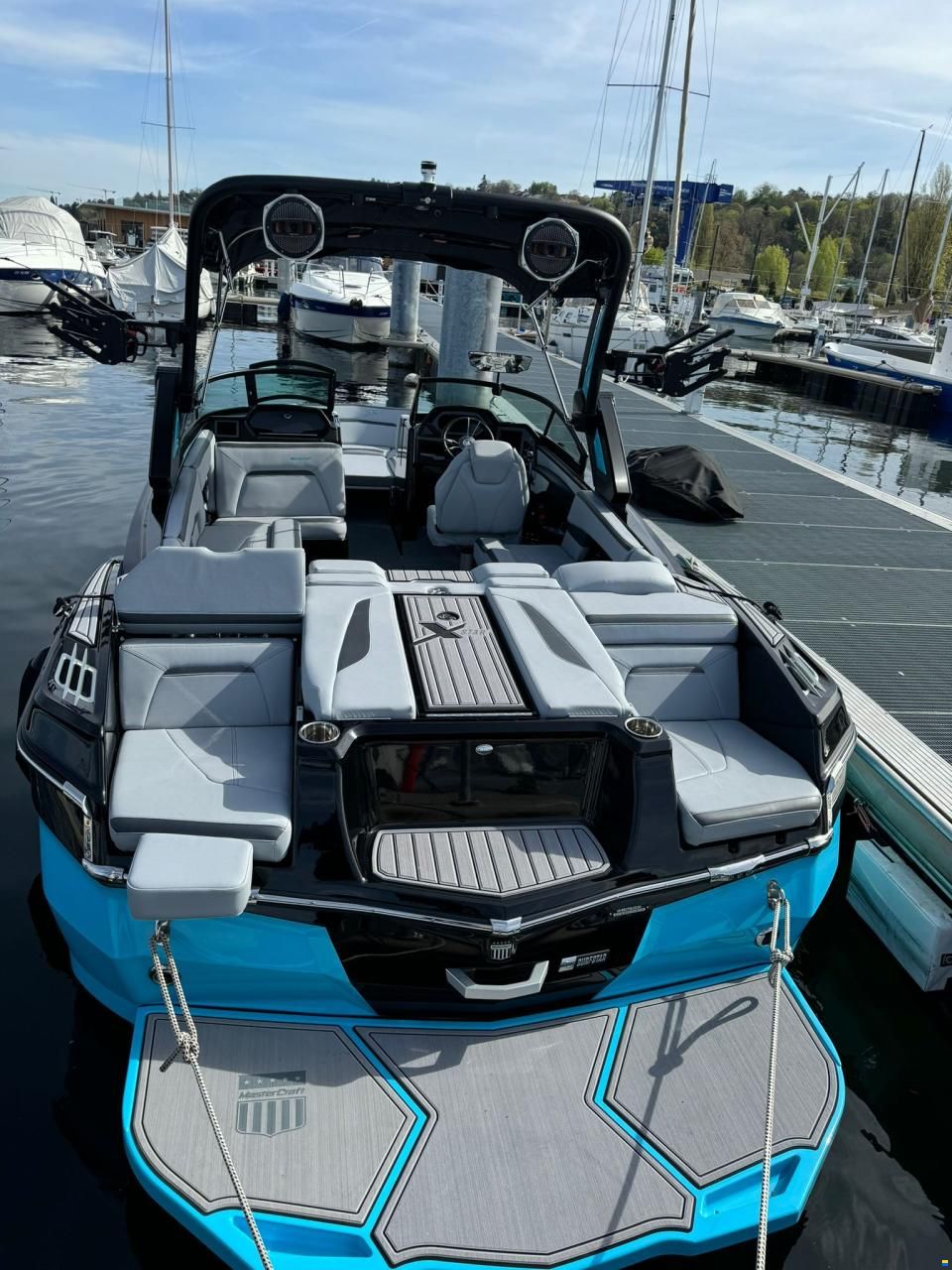 2024 MasterCraft XStar S | 2024 | blue & black para vender