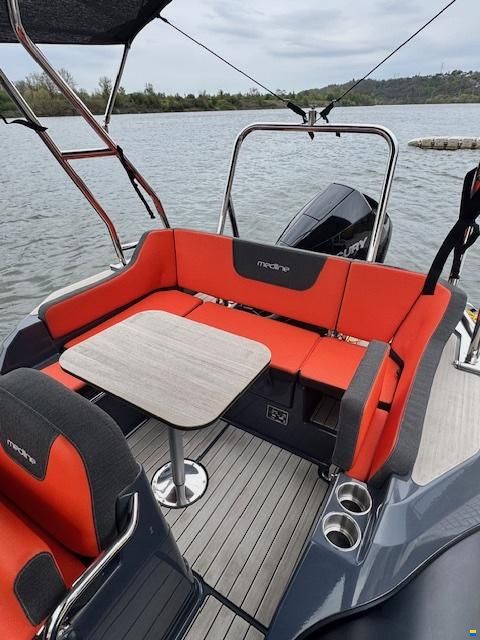 Zodiac Medline 6.8