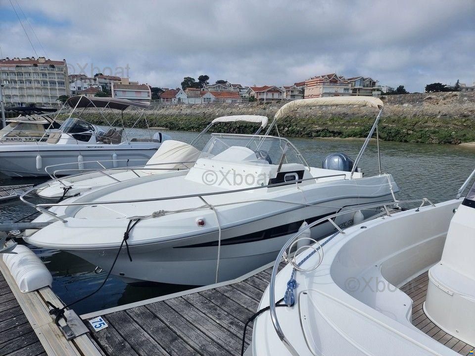 Pacific Craft 700 SUN CRUISER