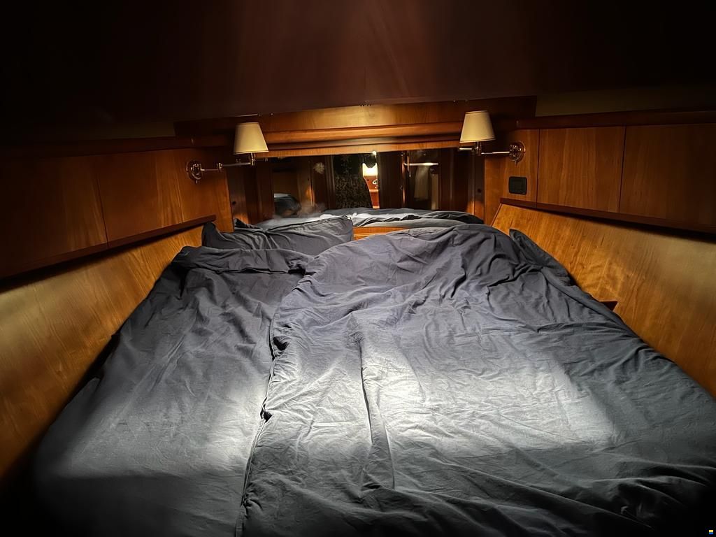 Cantieri Estensi 440 fly