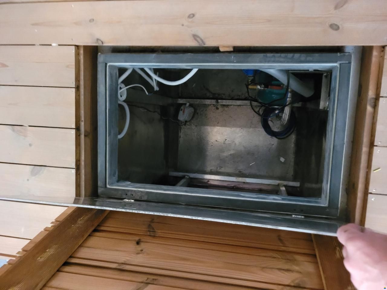 HOUSEBOAT SCHAB HB 15x4,2