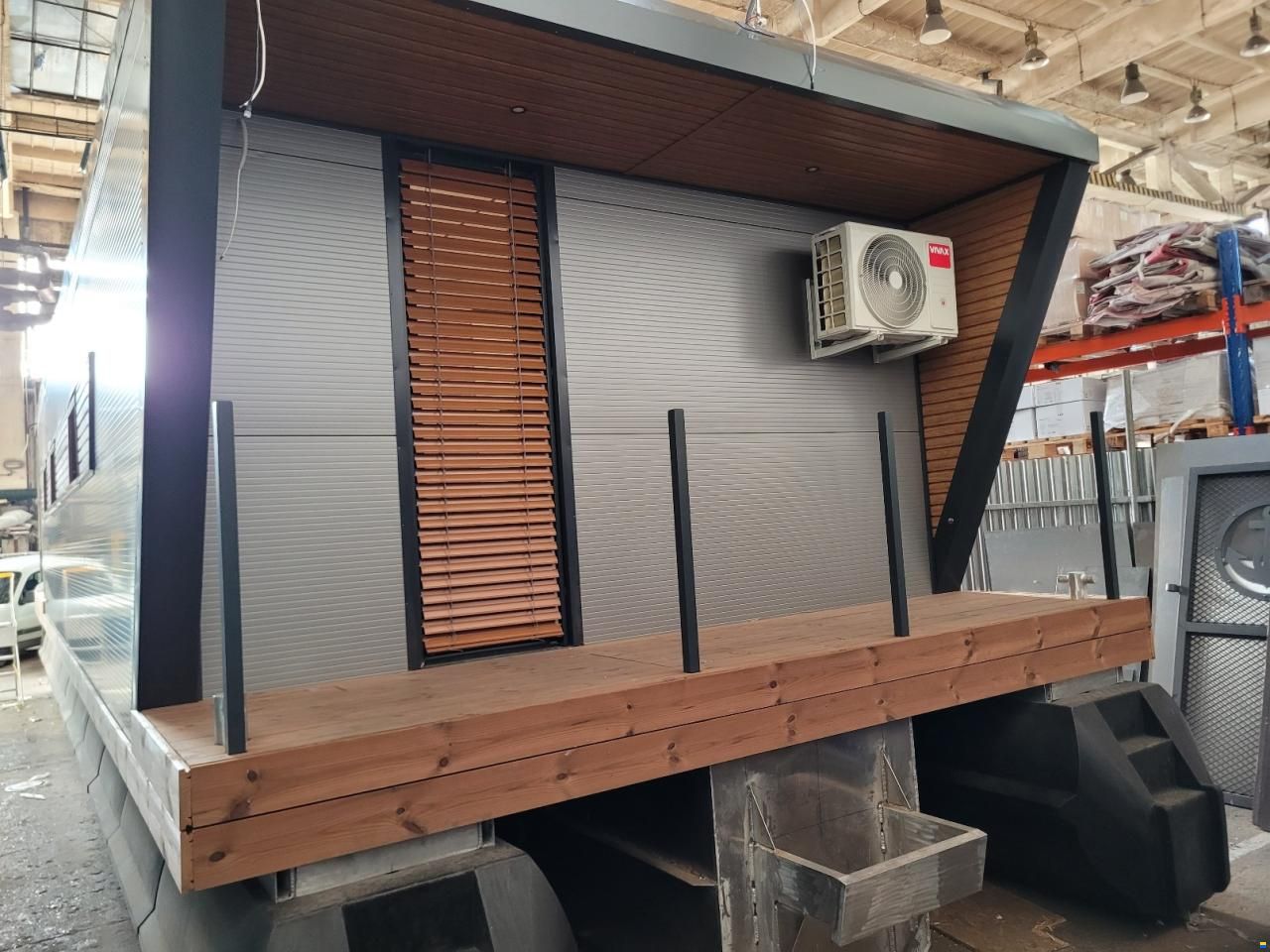 HOUSEBOAT SCHAB HB 15x4,2