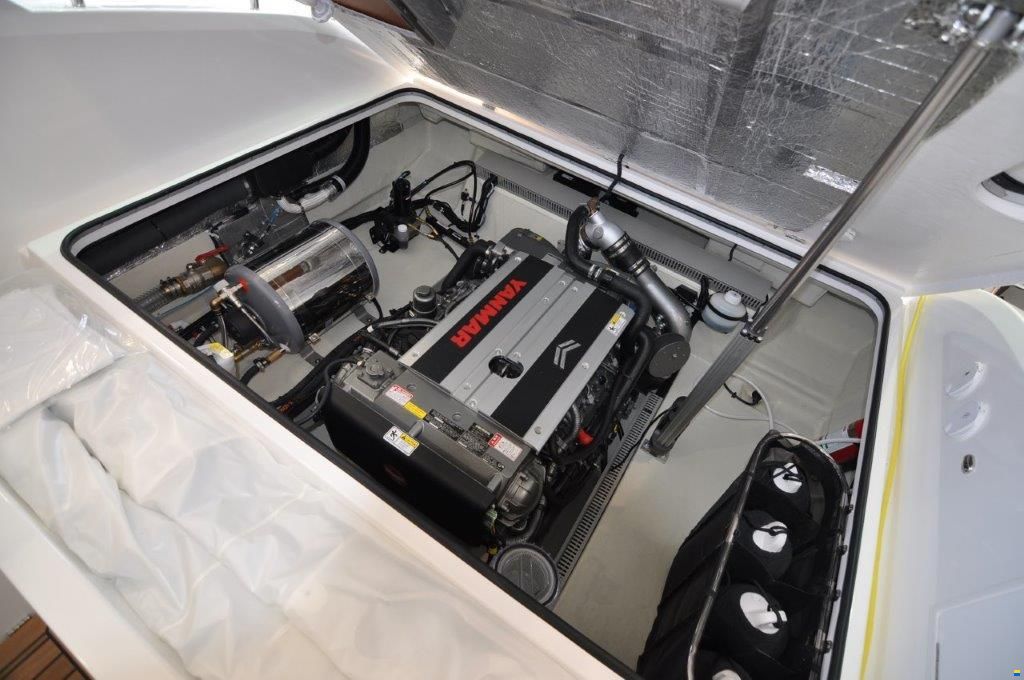 Windy 29 Huracan Neu Diesel V8 sofort verf&uuml;g.