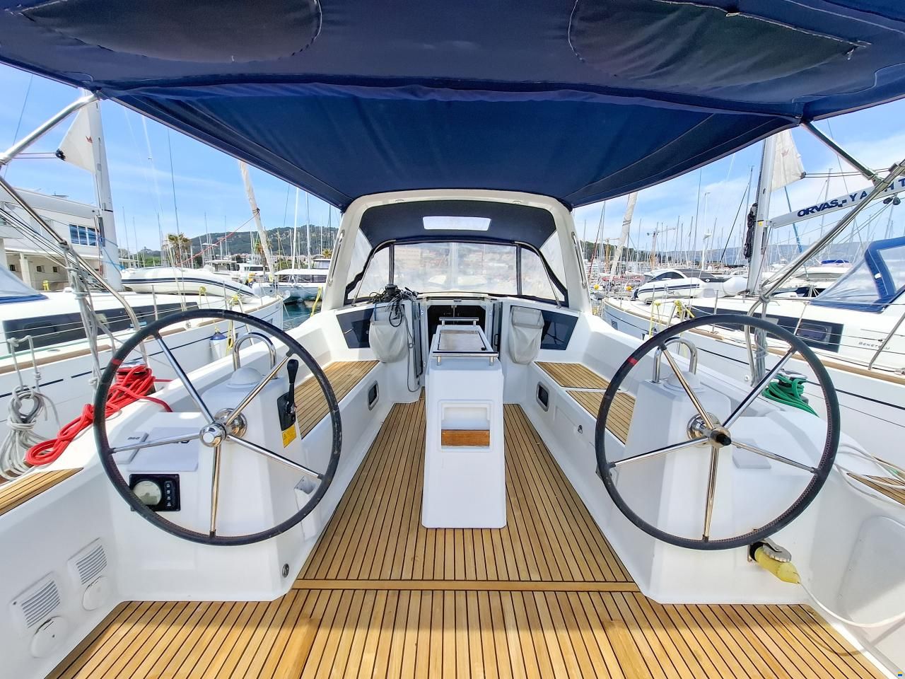 Beneteau Oceanis 38.1