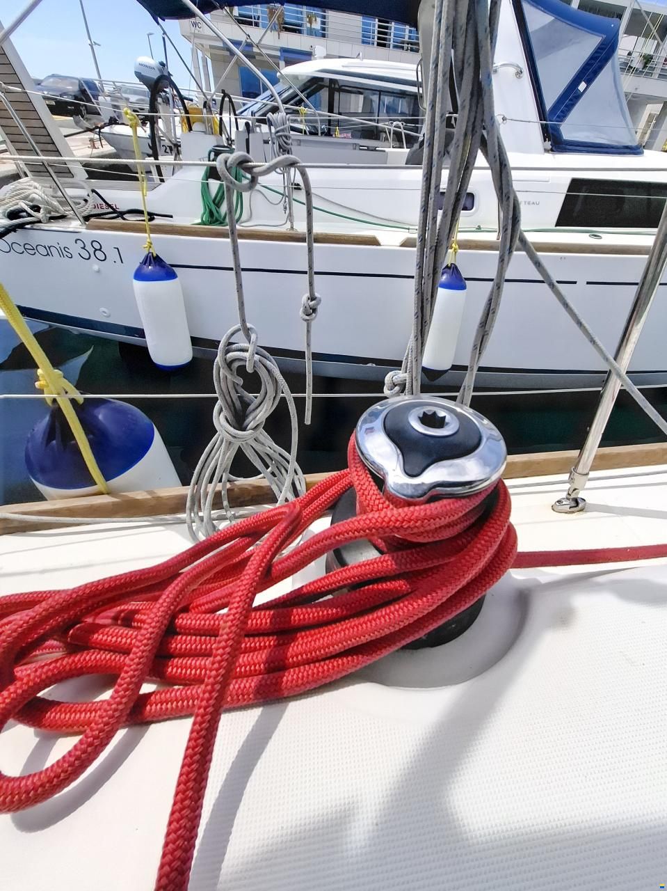Beneteau Oceanis 38.1
