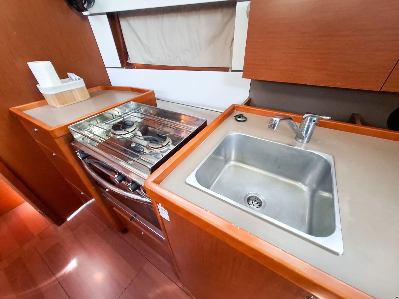Beneteau Oceanis 38.1