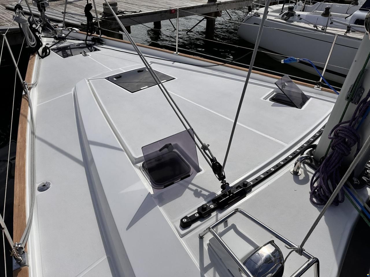 Wauquiez Pilot Saloon 48