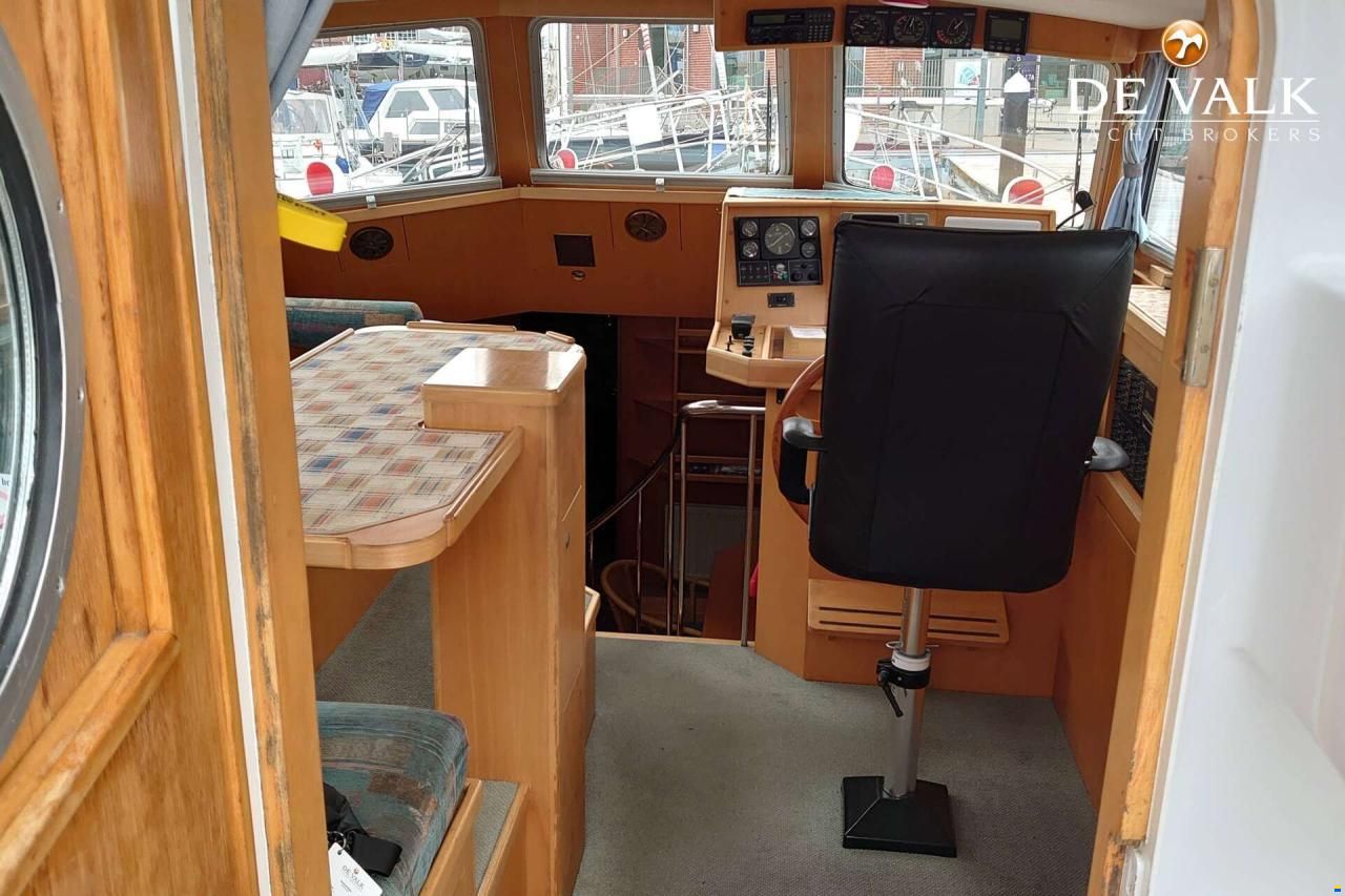 Pilot 44
