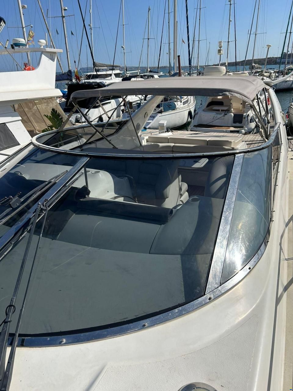 Sunseeker Camargue 55
