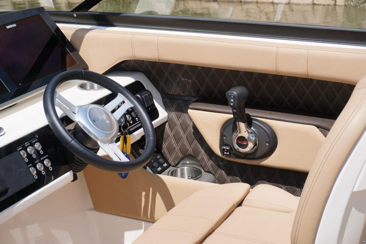 Sea Ray 250 SLX