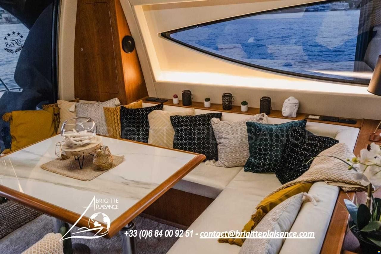 Fashion Yachts 68