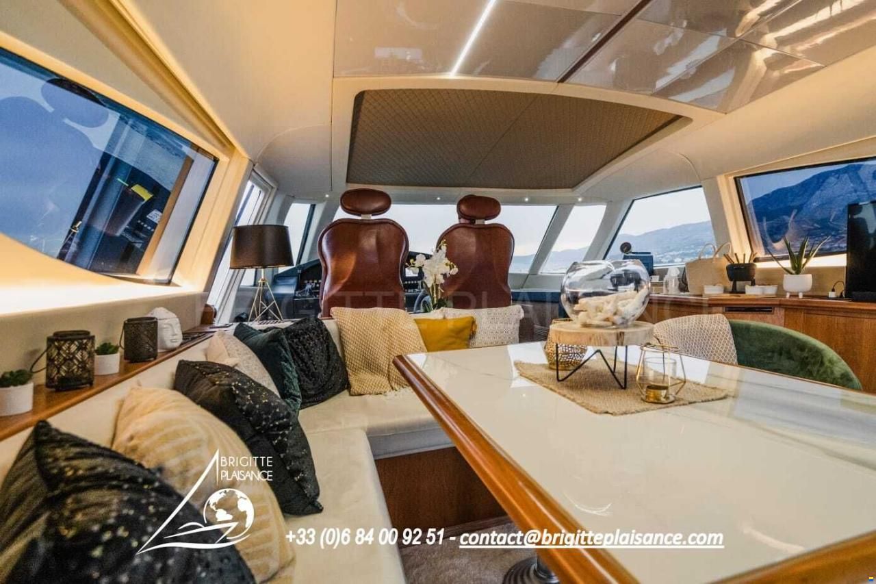 Fashion Yachts 68