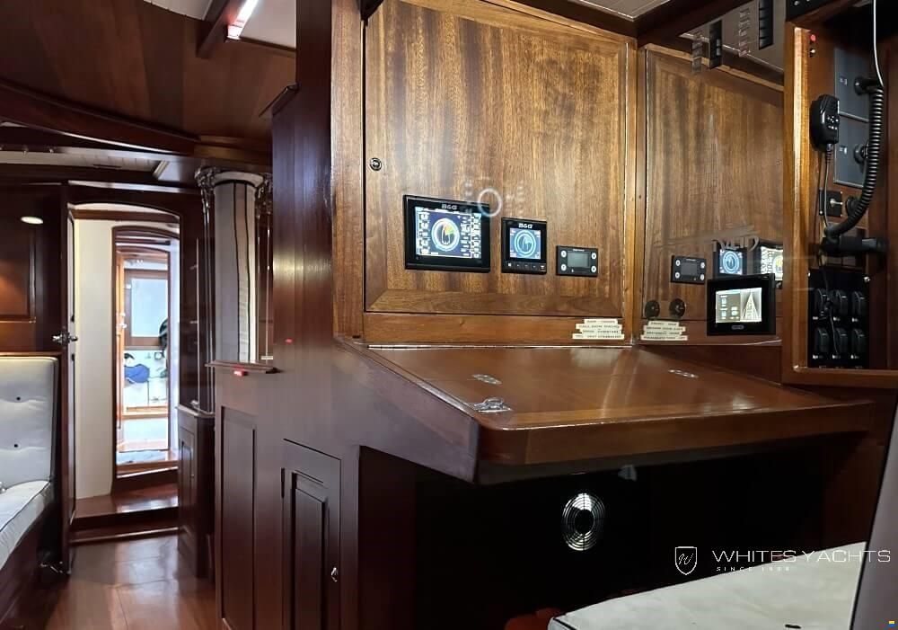 Spirit Yachts 72 ft