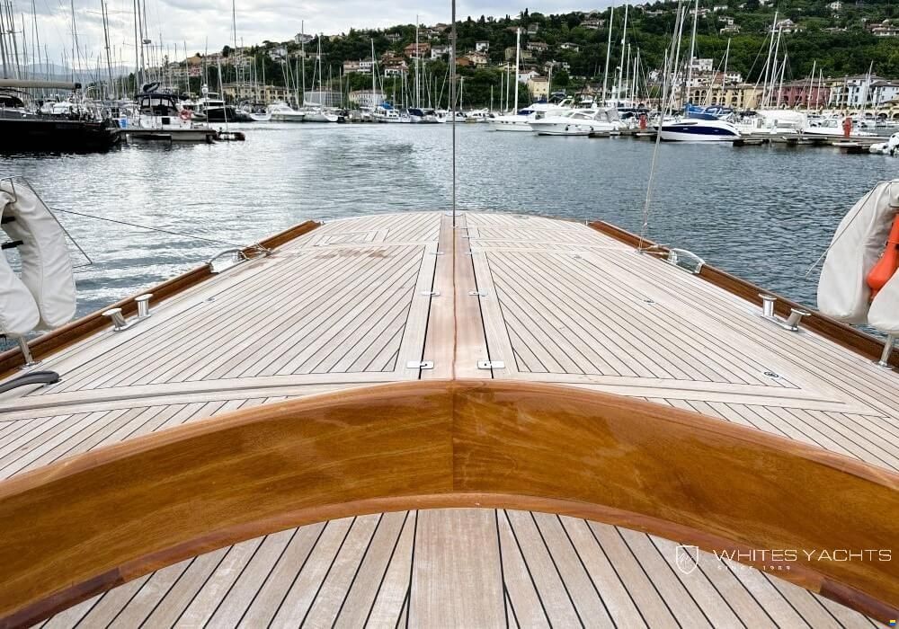 Spirit Yachts 72 ft