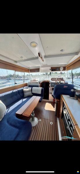 Nimbus 320 Coupe