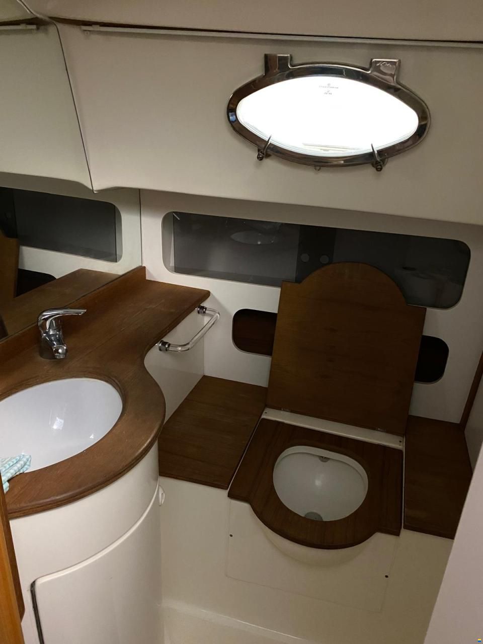 Cerri Marine 28