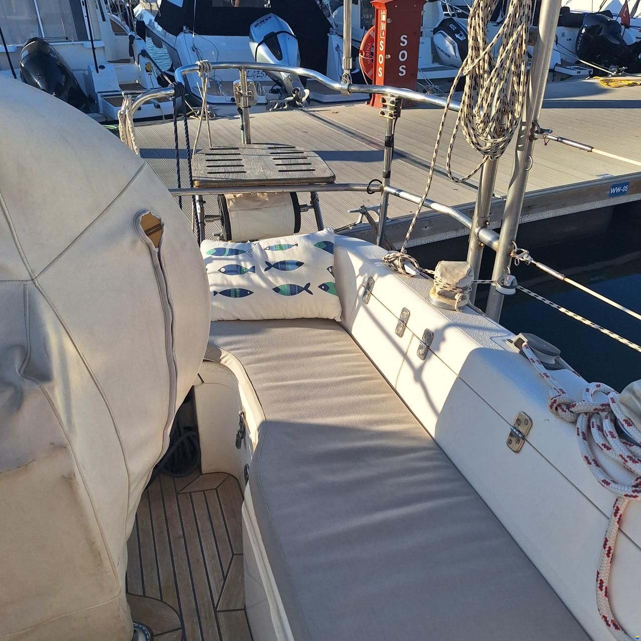 Moody Eclipse 33